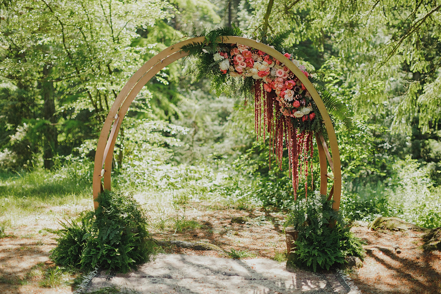 Portland Oregon wedding floral arch