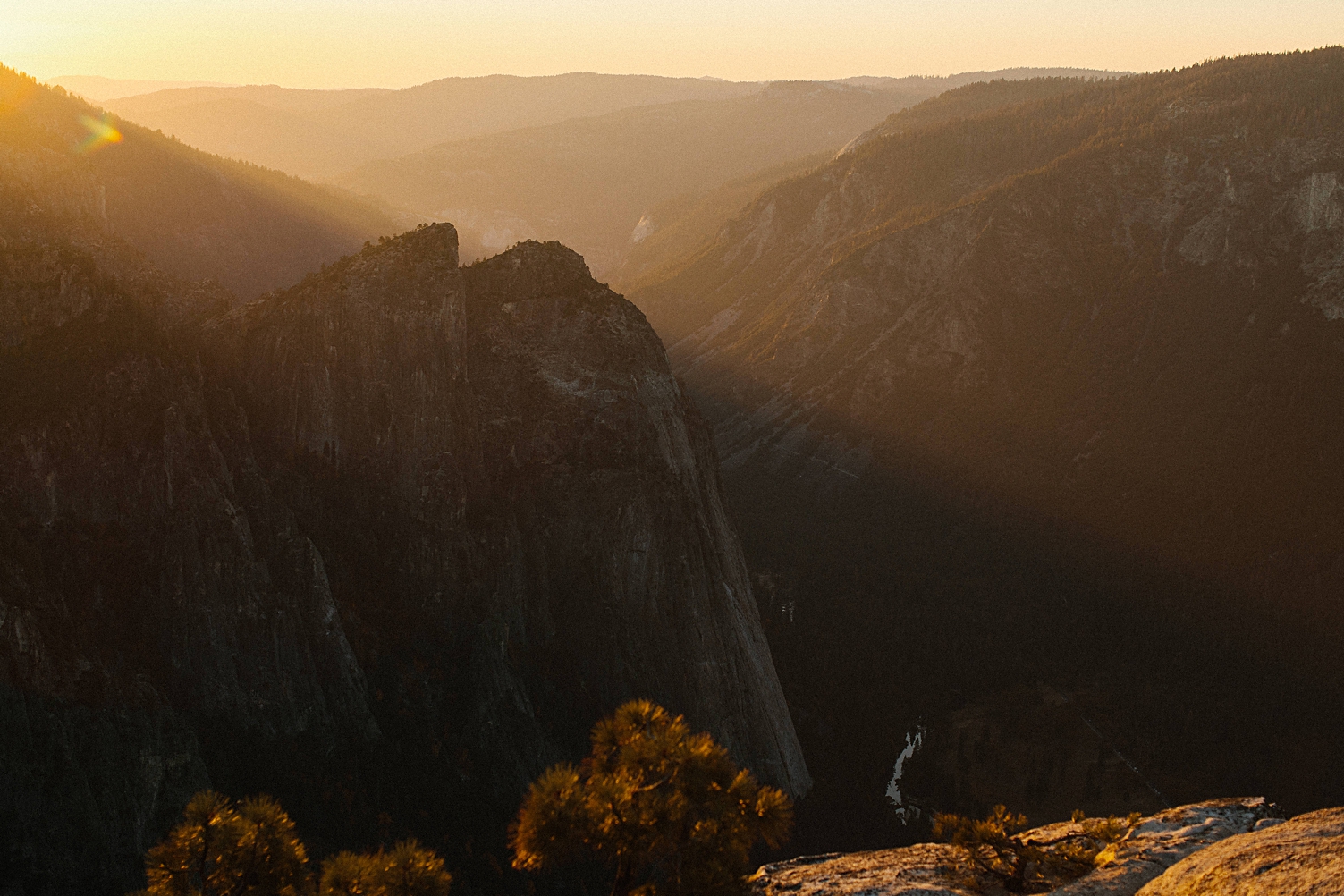 Yosemite Valley from Taft Point sunset