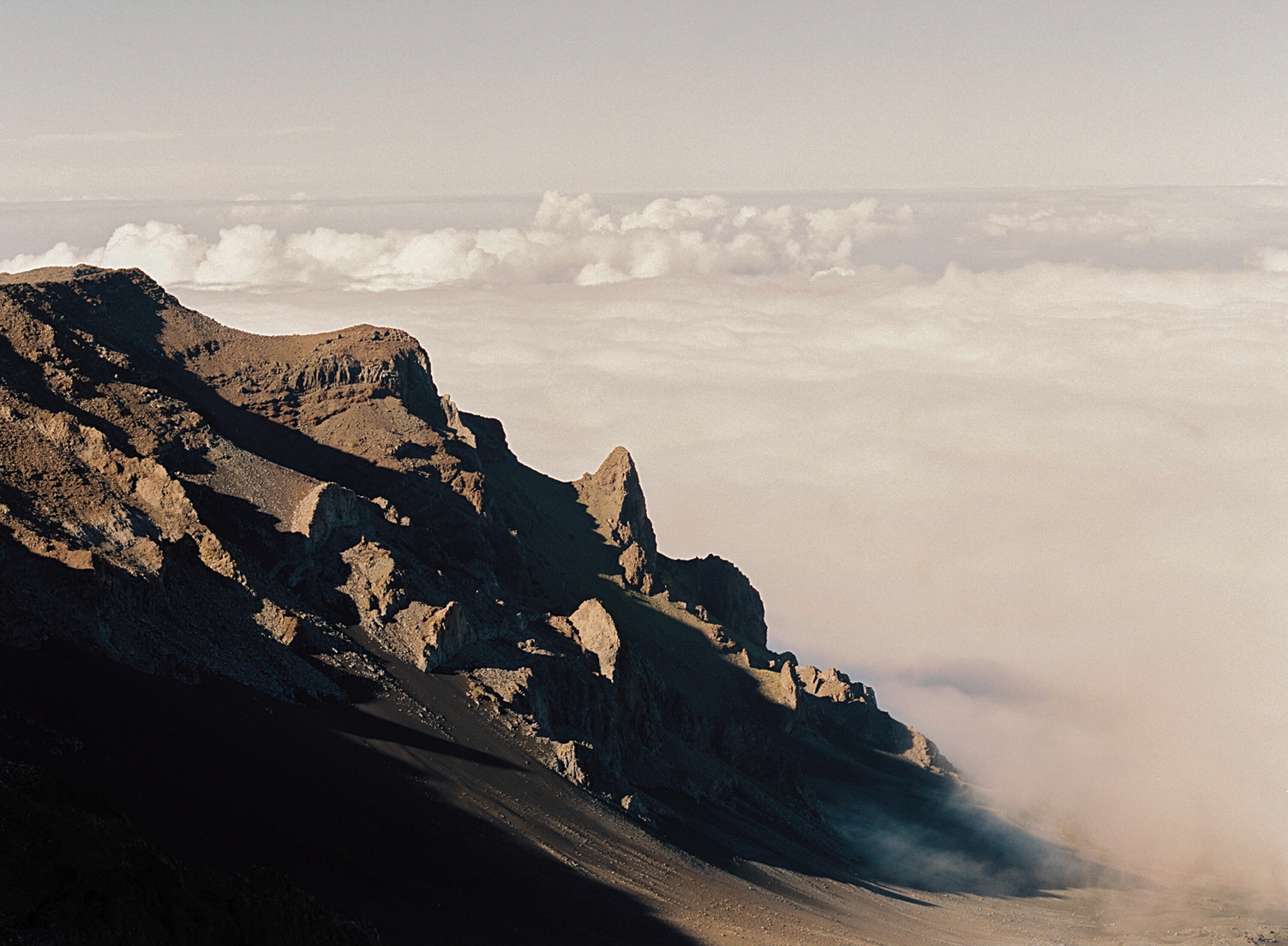 Haleakalā National Park Maui Hawaii Volcano crater clouds 