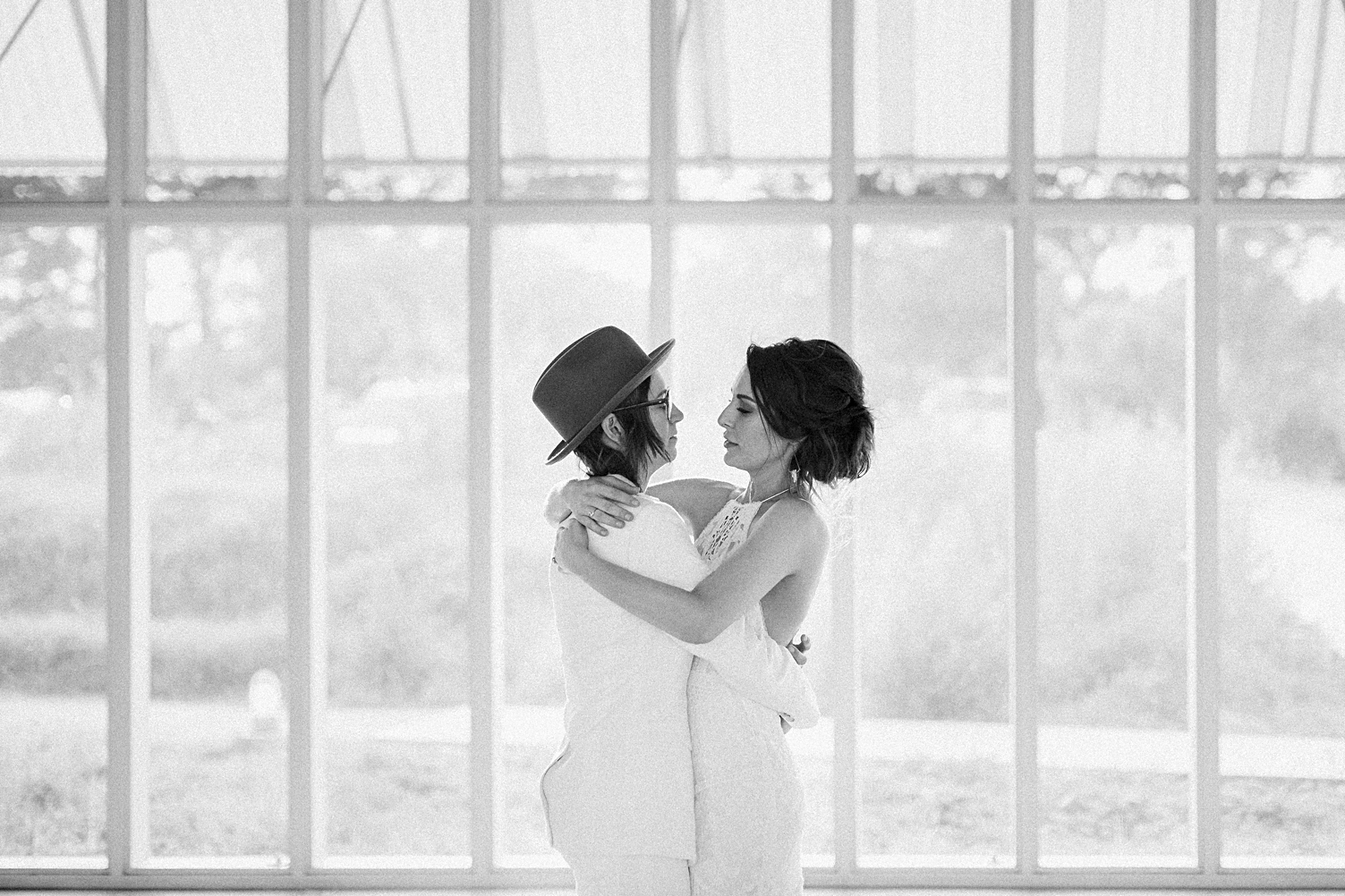 prospect house wedding hugging dripping springs