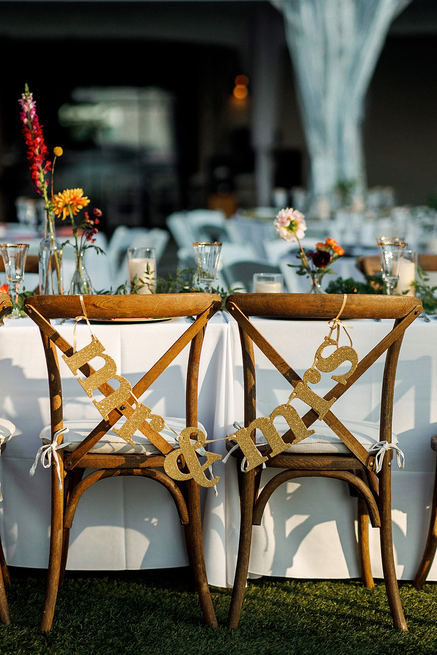 colorful wedding reception table decor dallas arboretum outdoor table 