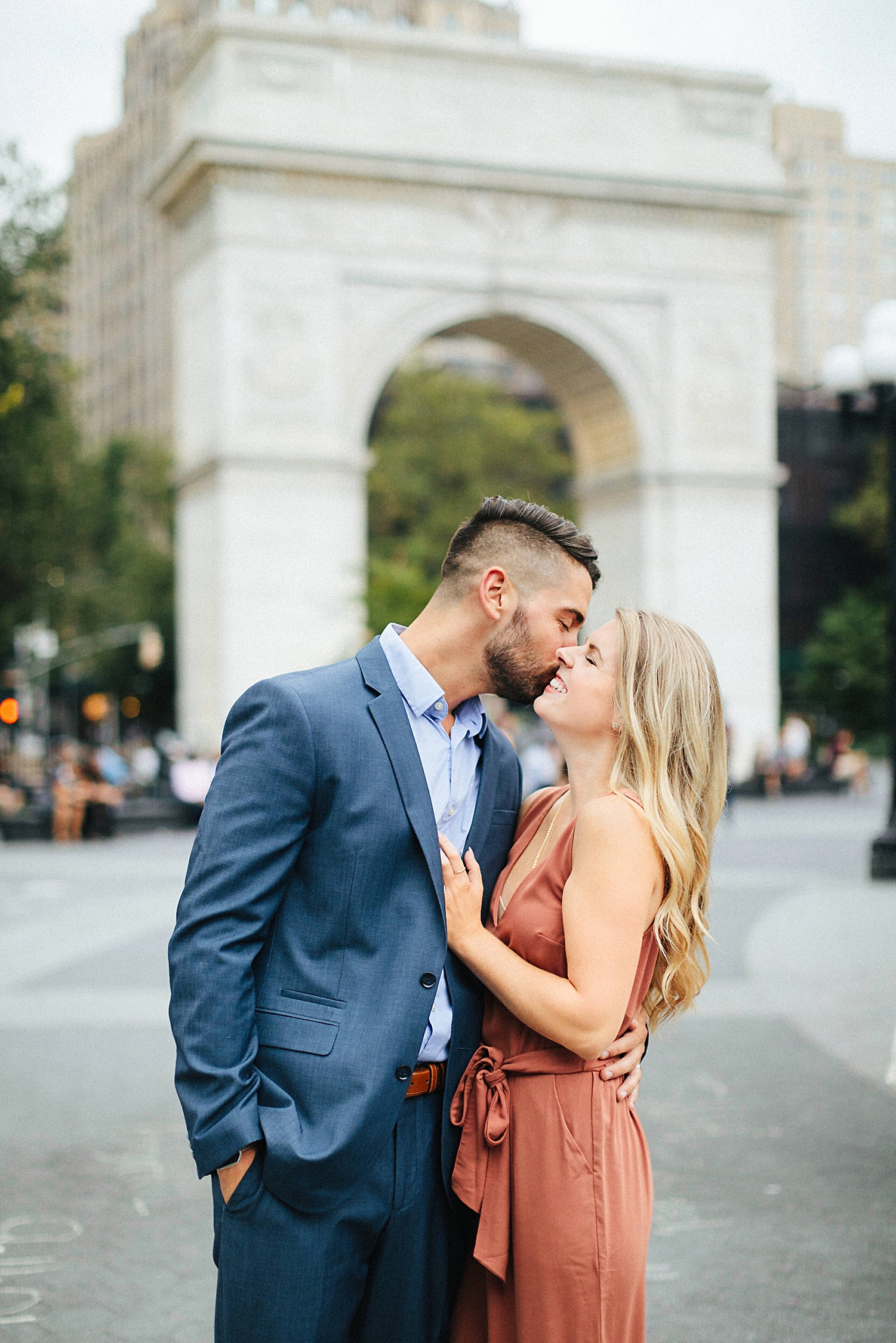 couple kissing in greenwich village park